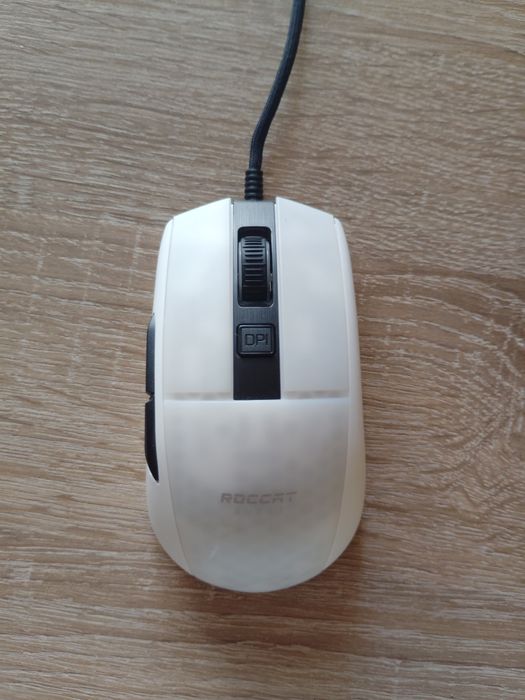 Sprzedam myszkę Roccat burst pro