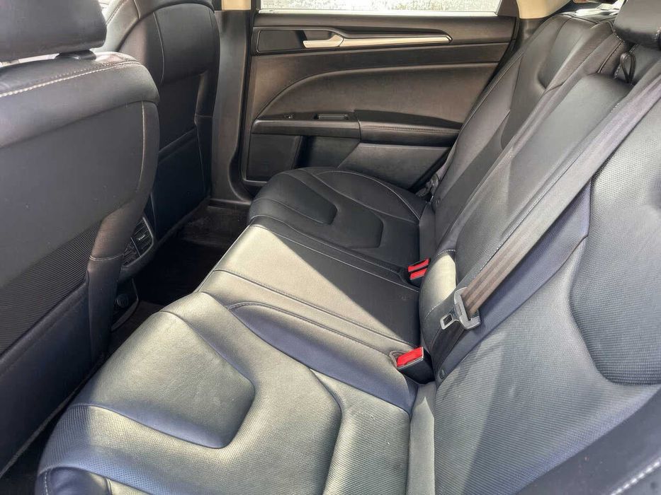 Ford Fusion Titanium      2019