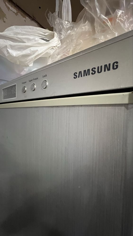 Холодильник samsung