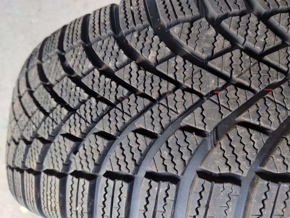 Felgi oryginalne Honda CR-V 5x114,3 18, opony Bridgestone