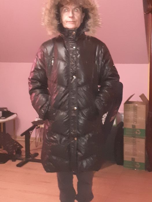 Kurtka puchową szwedzkiej firmy