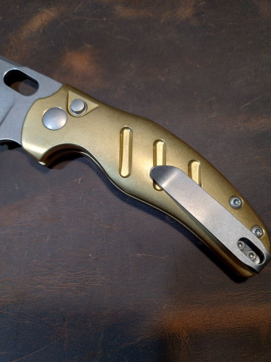 Kizer Sheepdog brass