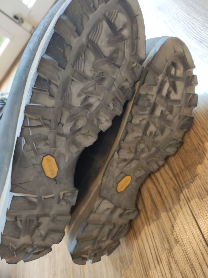 Meindl Jorasse GTX - buty do wspinaczki wysokogórskiej z membraną GORE