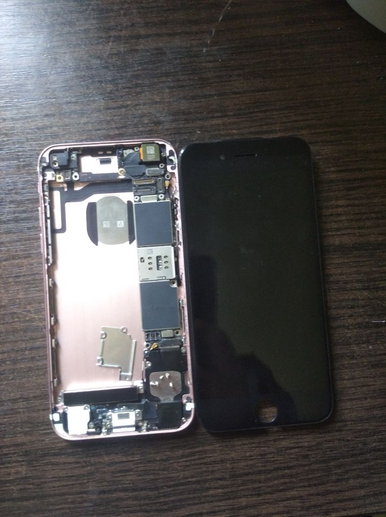 Продам  айфон 6s
