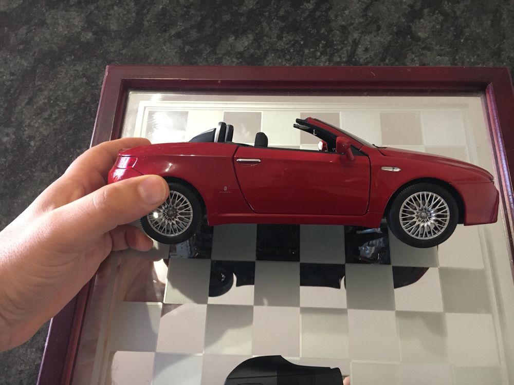 Miniatura Alfa Romeo Spider 1/18 Norev