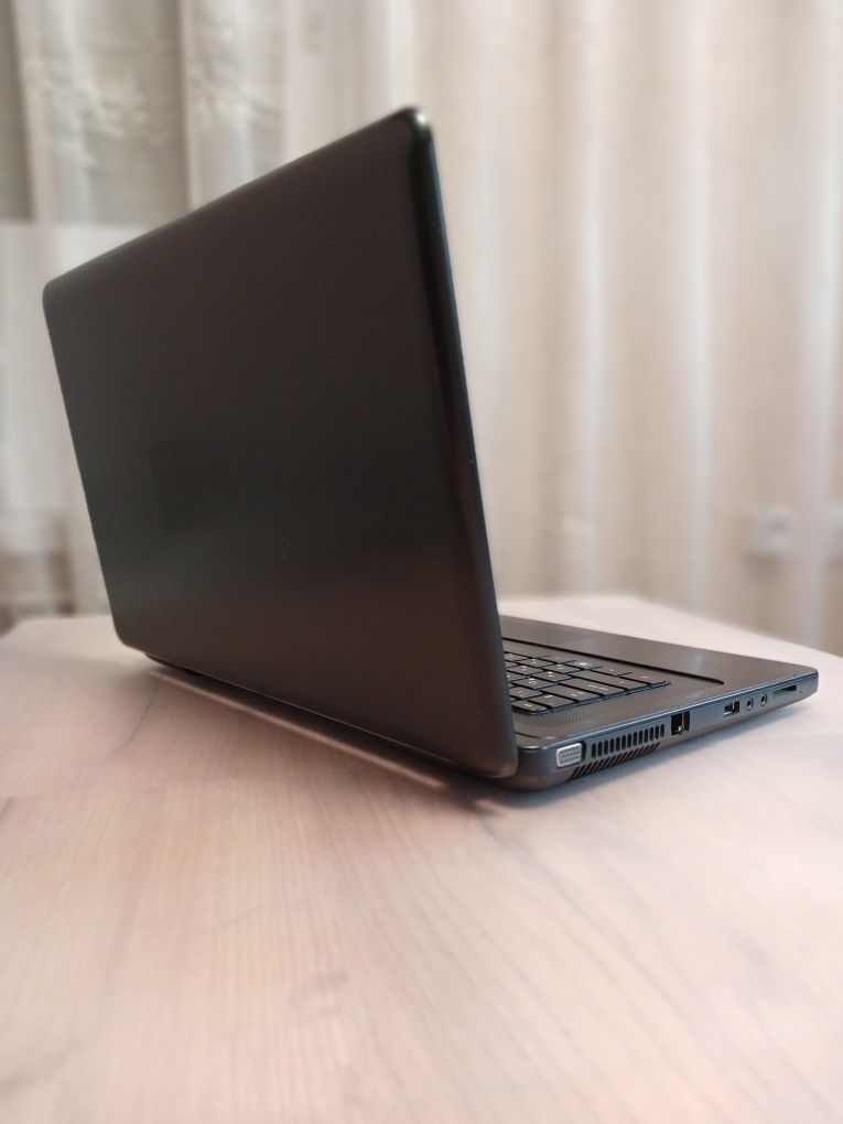 Ноутбук HP COMPAQ CQ57. Обслуженный. SSD120. Есть 3 шт.