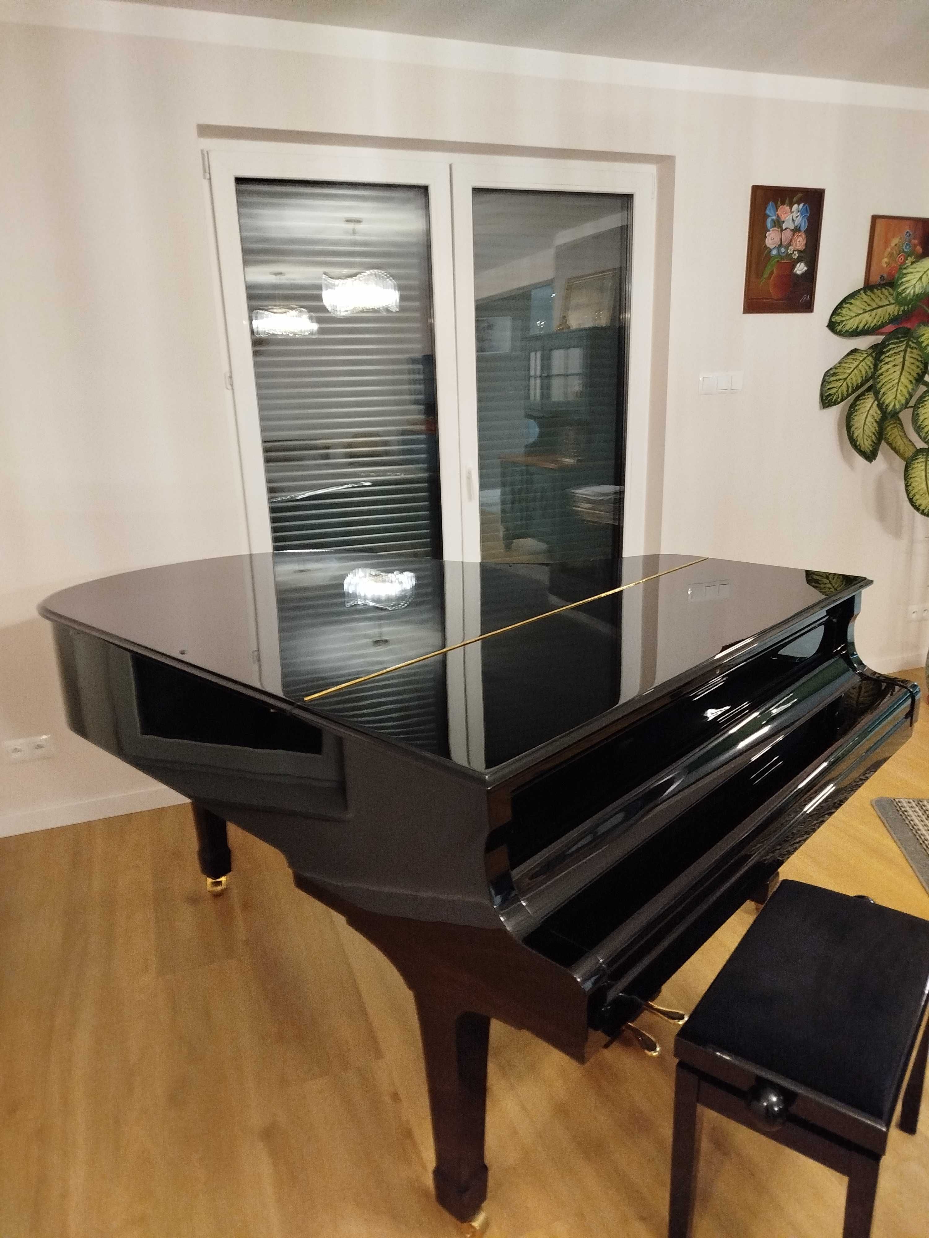 Fortepian Yamaha c3
