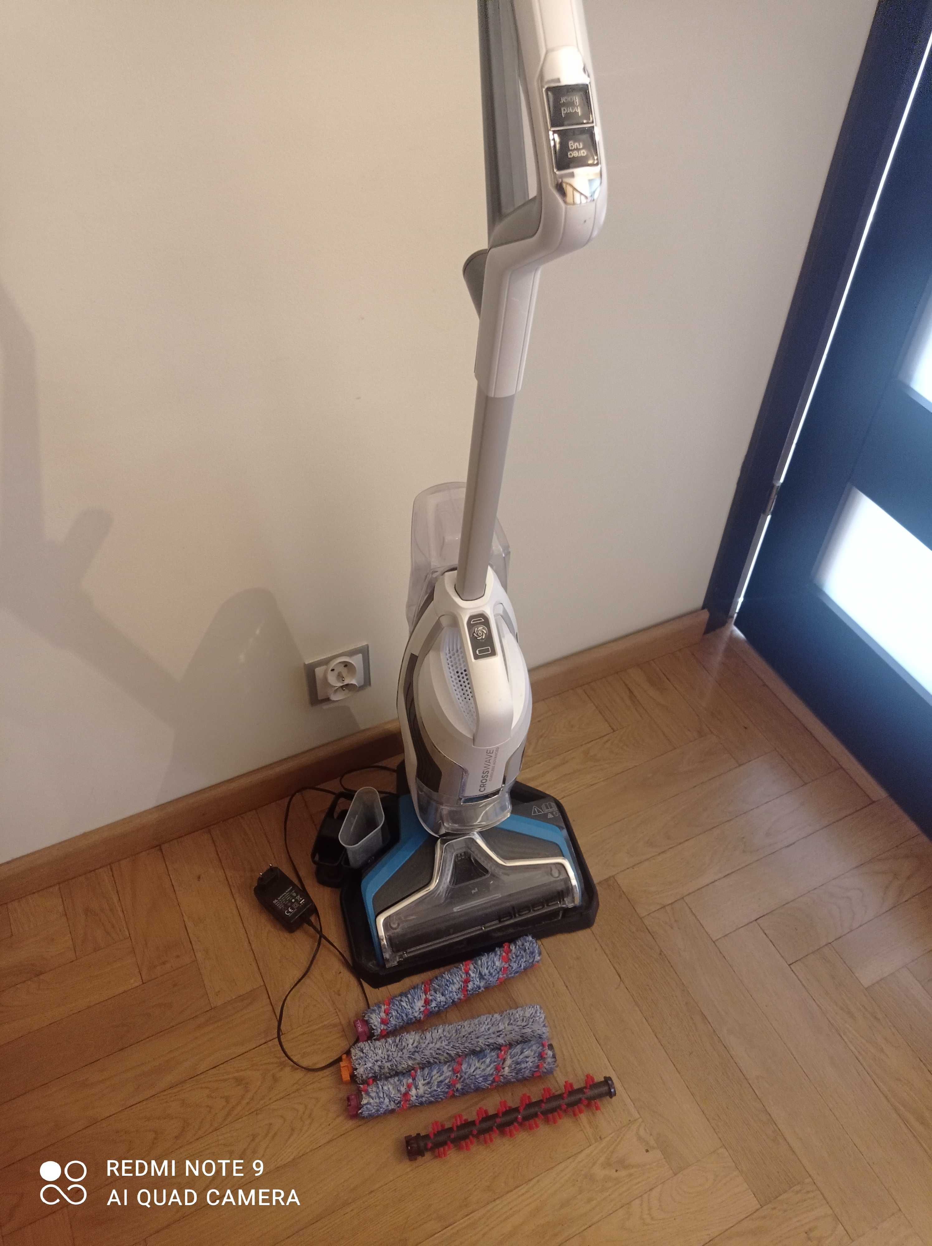 Bezprzewodowy odkurzacz myjący Bissell Crosswava cordless advanced