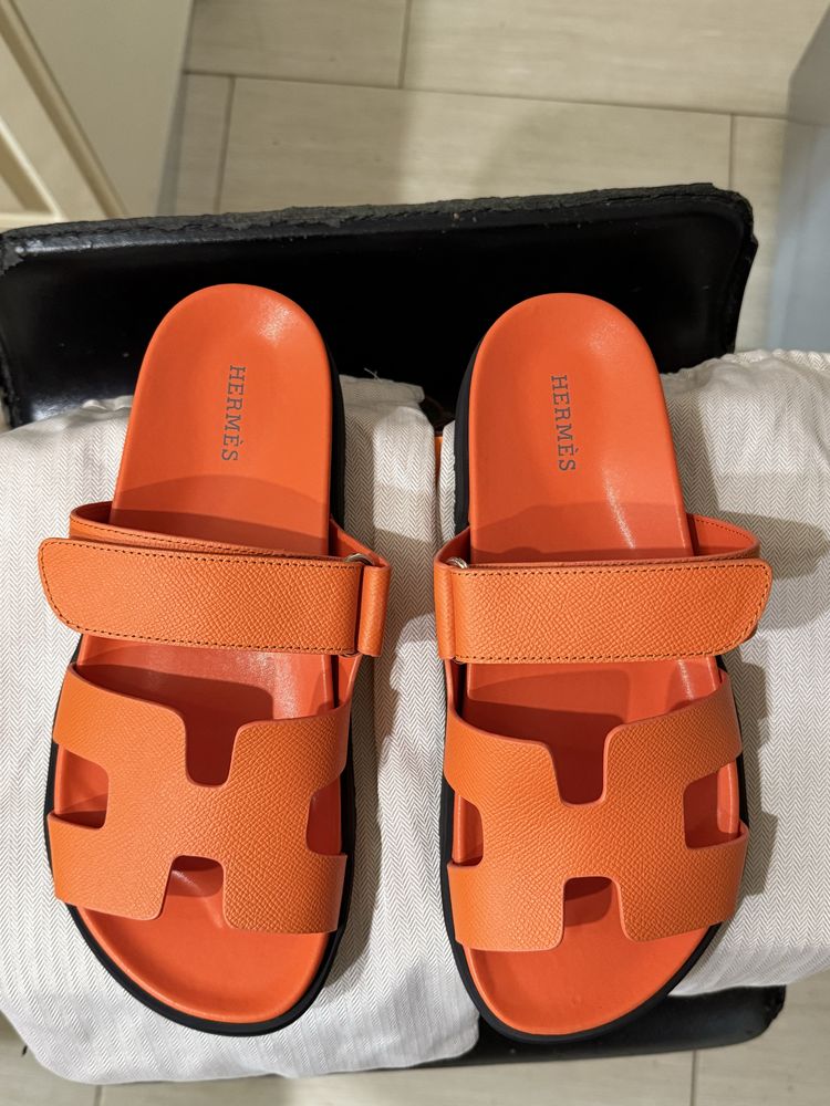 Новые шлепки Hermes!