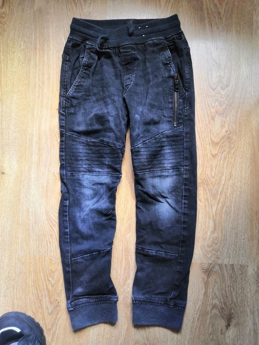Mix 3 szt tanio 134 cm buty półbuty Superfit 35 spodnie dresowe jeansy