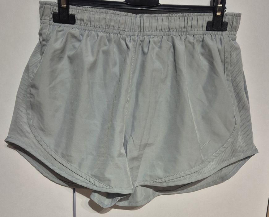 Spodenki spodnie krótkie damskie kobieta kobiece nike rozmiar S