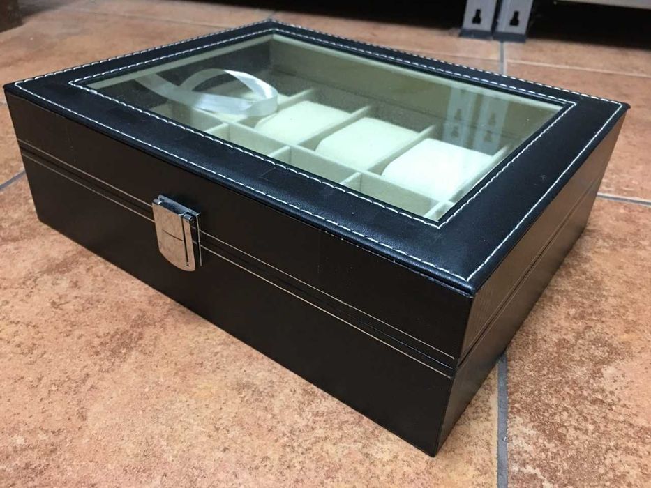 Pudełko na 10 zegarków używane