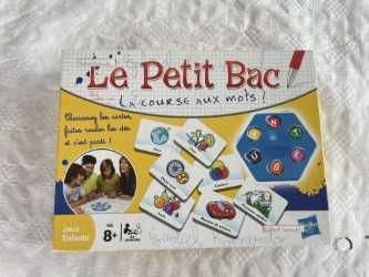 Jogo de tabuleiro Le Petit Bac. A Corrida Às Palavras
