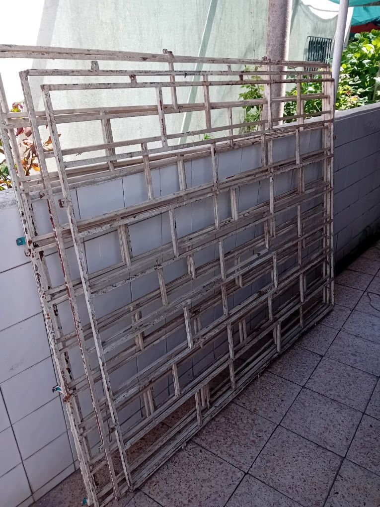 Grades janelas em ferro