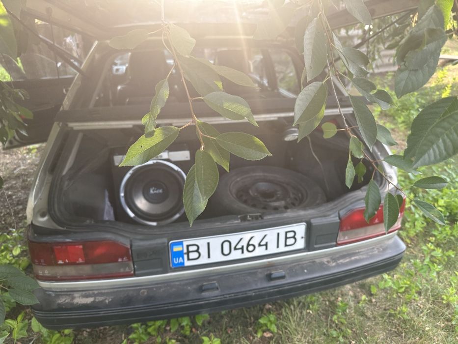 Продам мазду 323