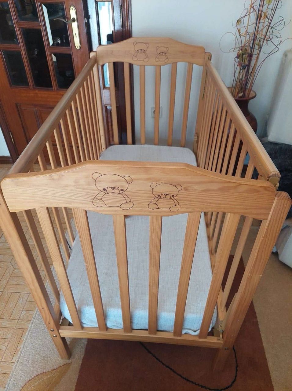 Cama em madeira para bebe