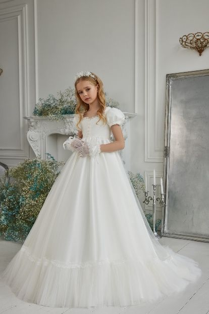 Сукня святкова біла