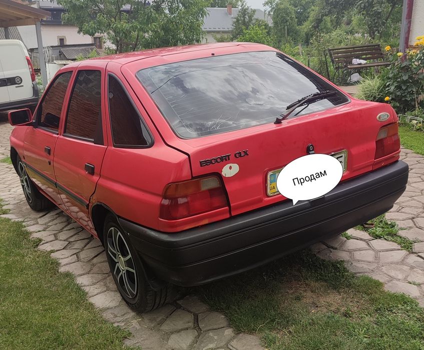 Форд ескорт 1,4 моноінжектор 1992року
