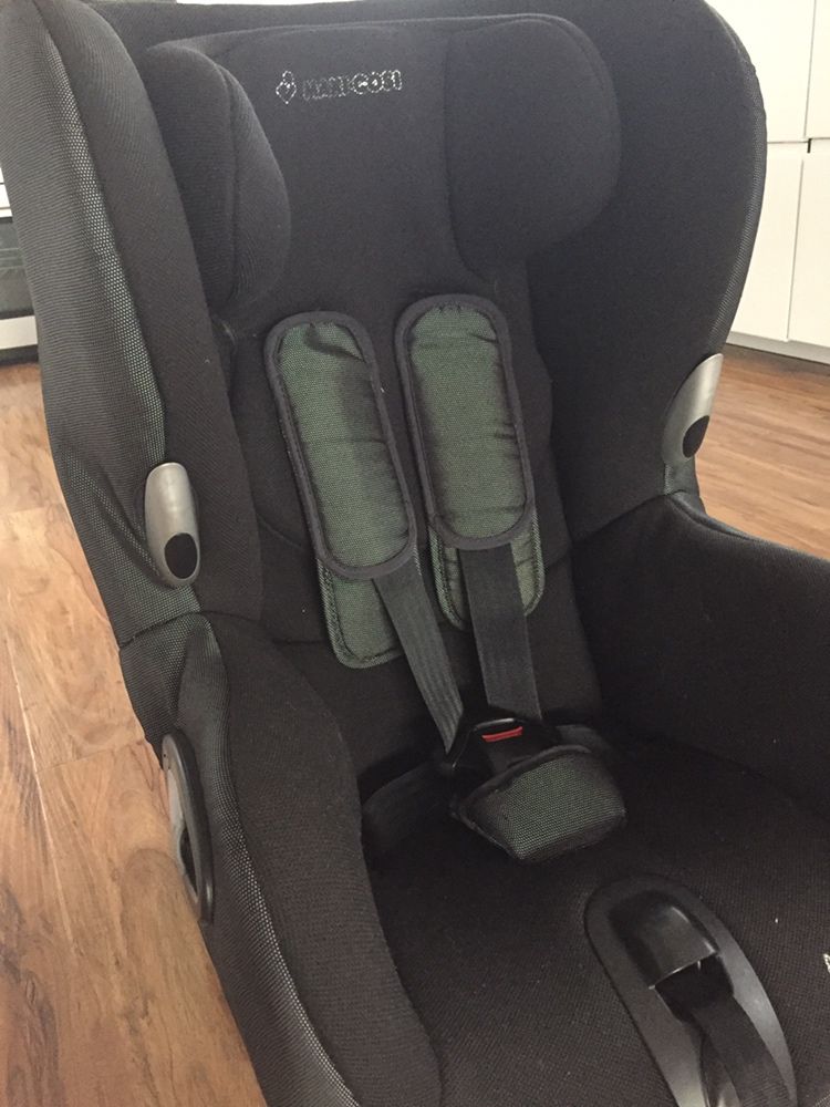 Fotelik samochodowy maxi cosi axiss 9-18 kg ( 9m-4 lata)