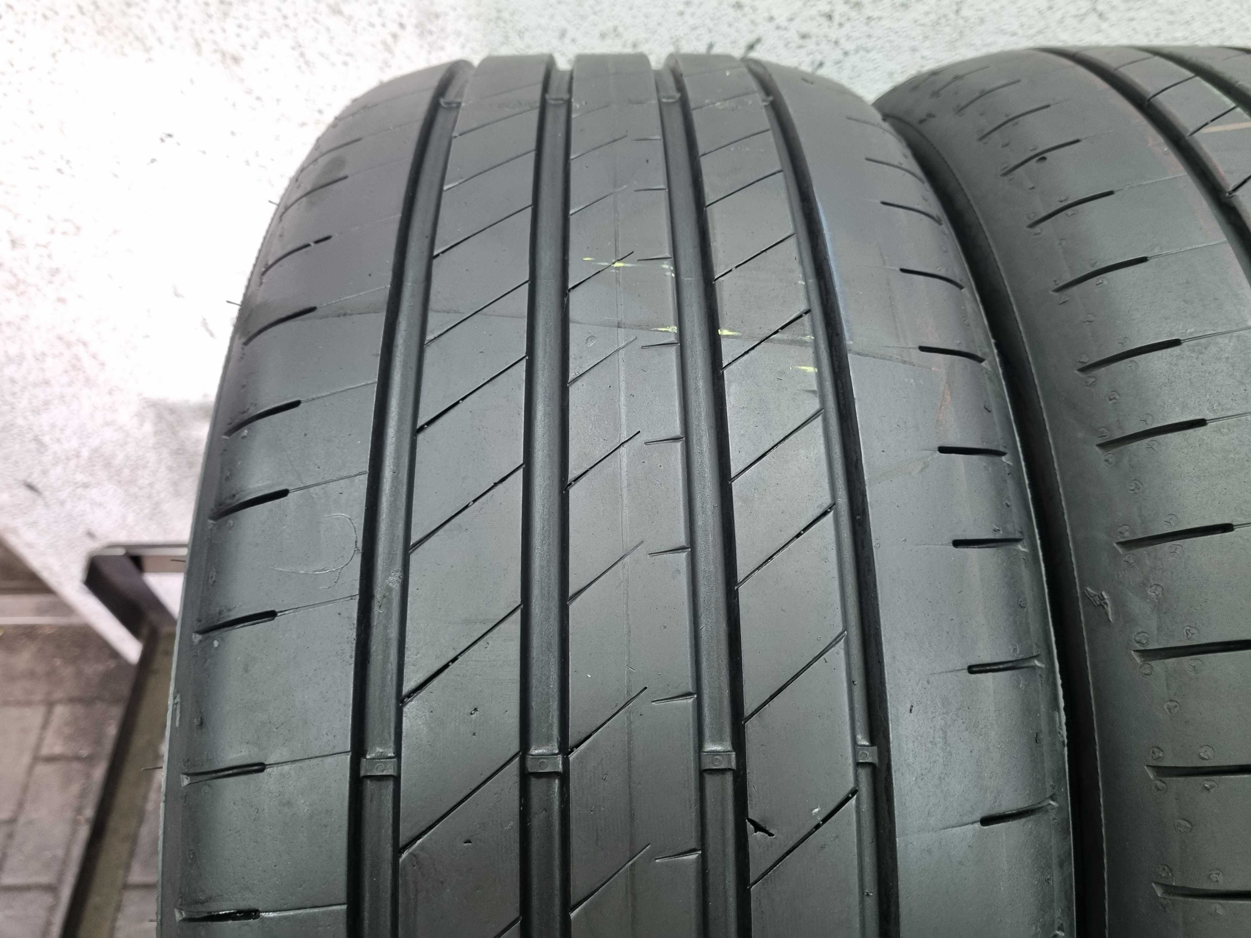 235/40/19 96W Goodyear Eagle F1 Asymmetric 6 SEAL