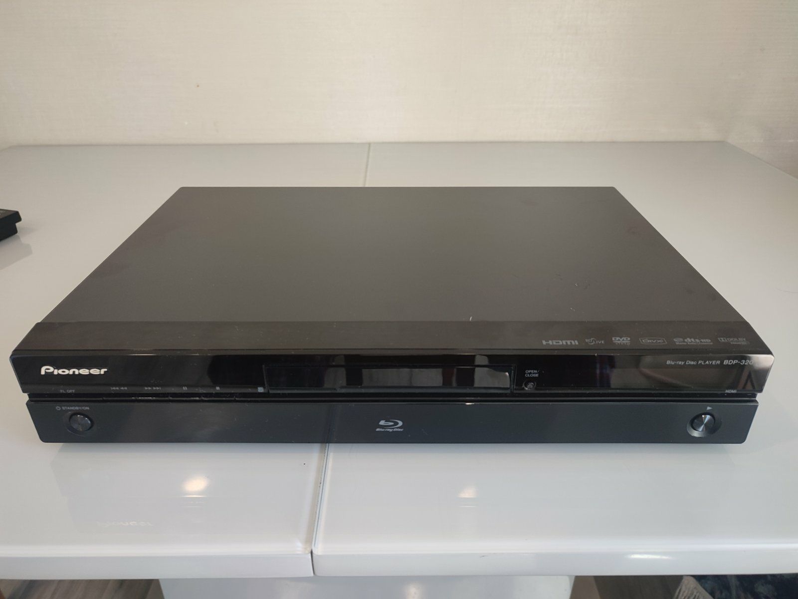 Продам  Pioneer BDP 320