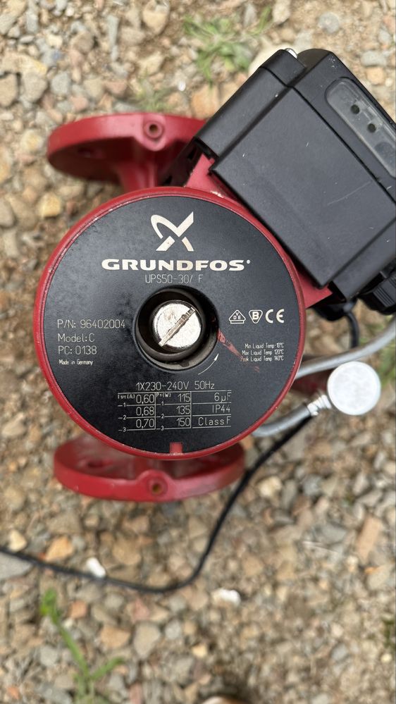 Grundfos UPS 50-30/F