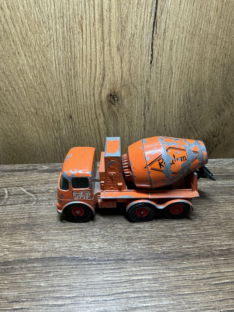 Matchbox superkings Ready-Mix Concrete Truck betoniarka