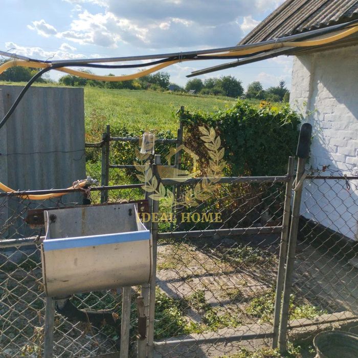 Продам будинок в Луці