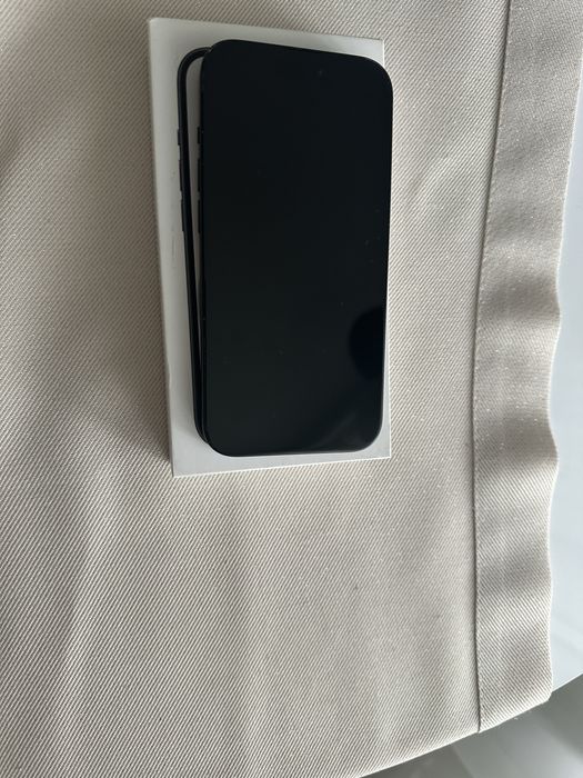 Iphone 15 256 gb black ideał bat 89%