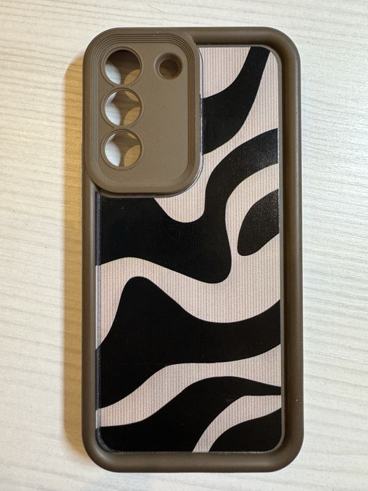 Чехли на телефон Samsung S22