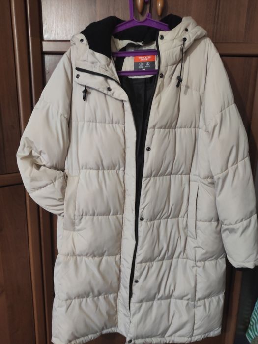 Продам жіночу куртку.