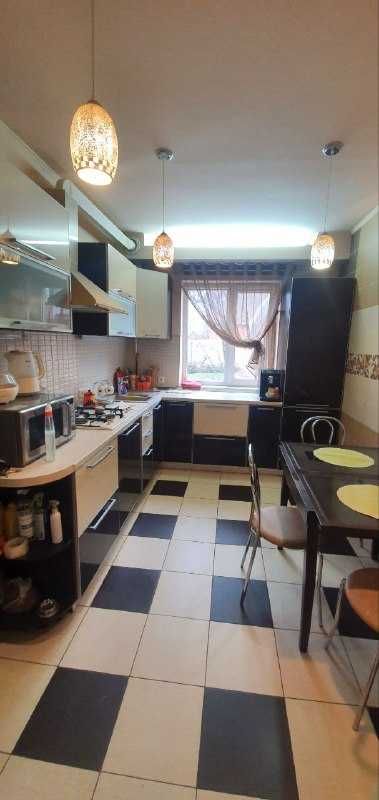 Продам свій будинок район вул. Василя Сухомлинського (Совхозна)