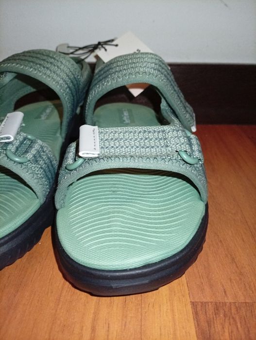 Sandálias Verdes de menino