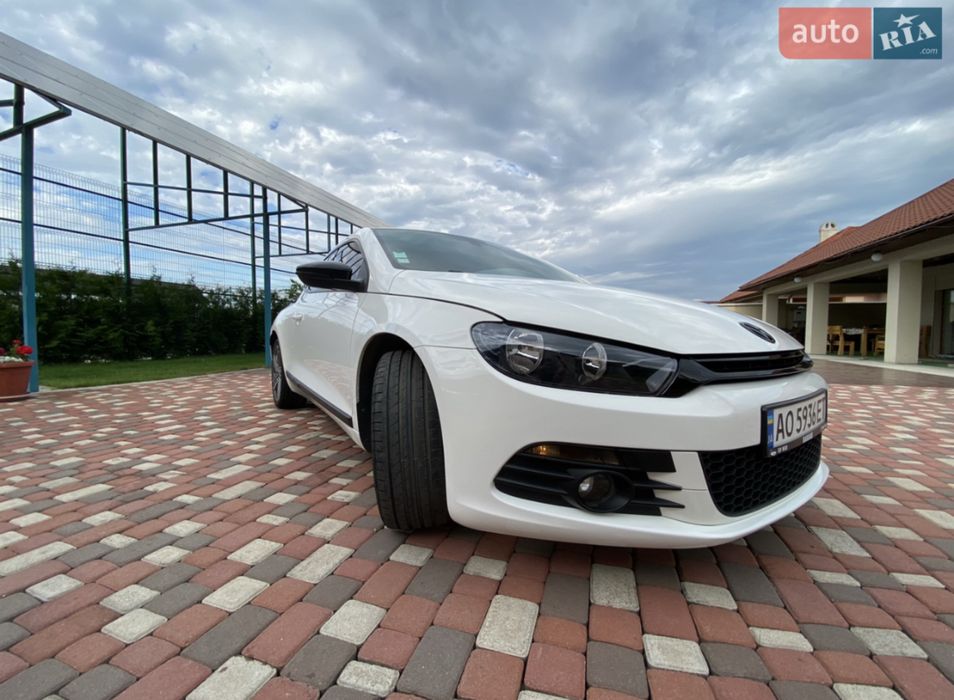 VW Scirocco 2009  (Golf/CC/VW)