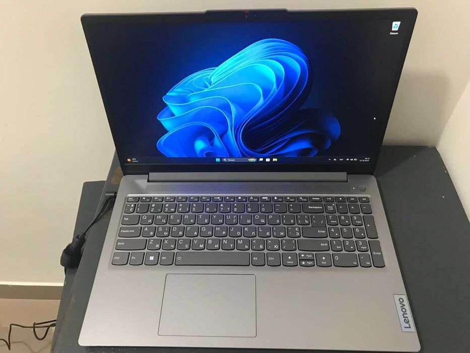 Ноутбук LENOVO IdeaPad Slim 3 15IAN8 (новий)