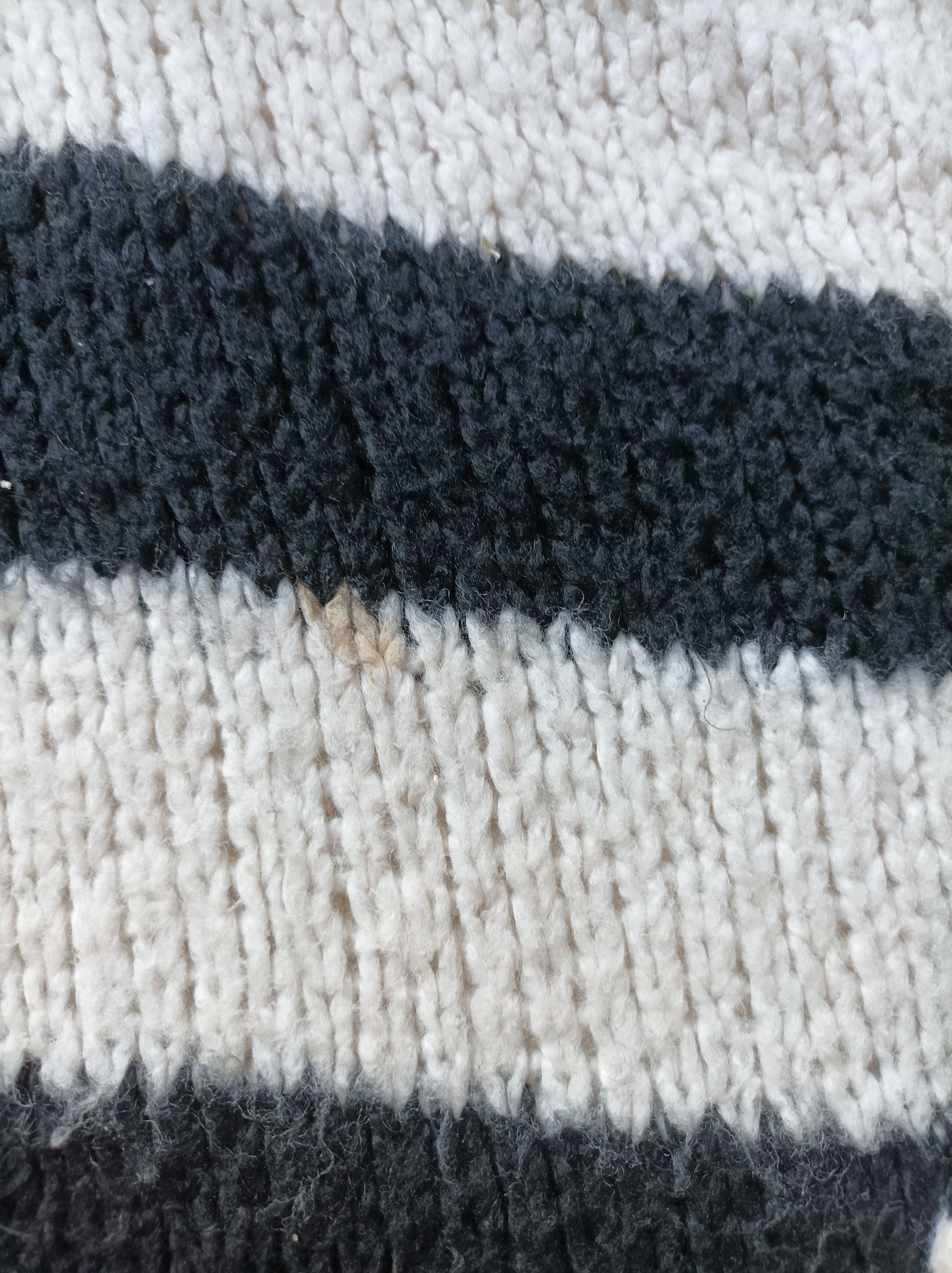 Mioni, golf/ sweter w pasy, biało czarne, uniwersalny, oversize