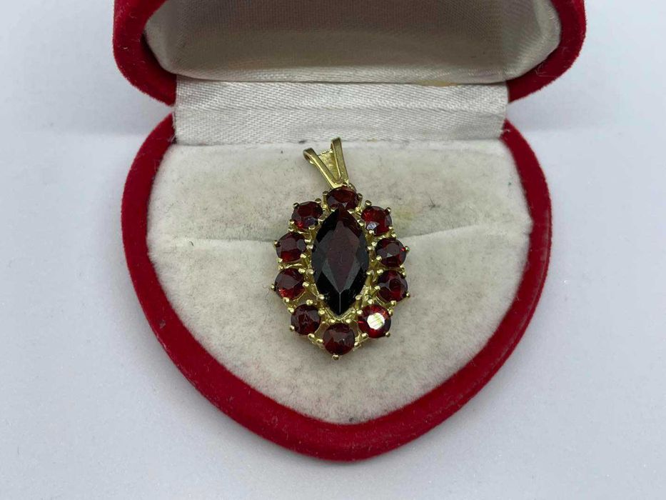 Złoty Wisiorek pr.333 2,6g