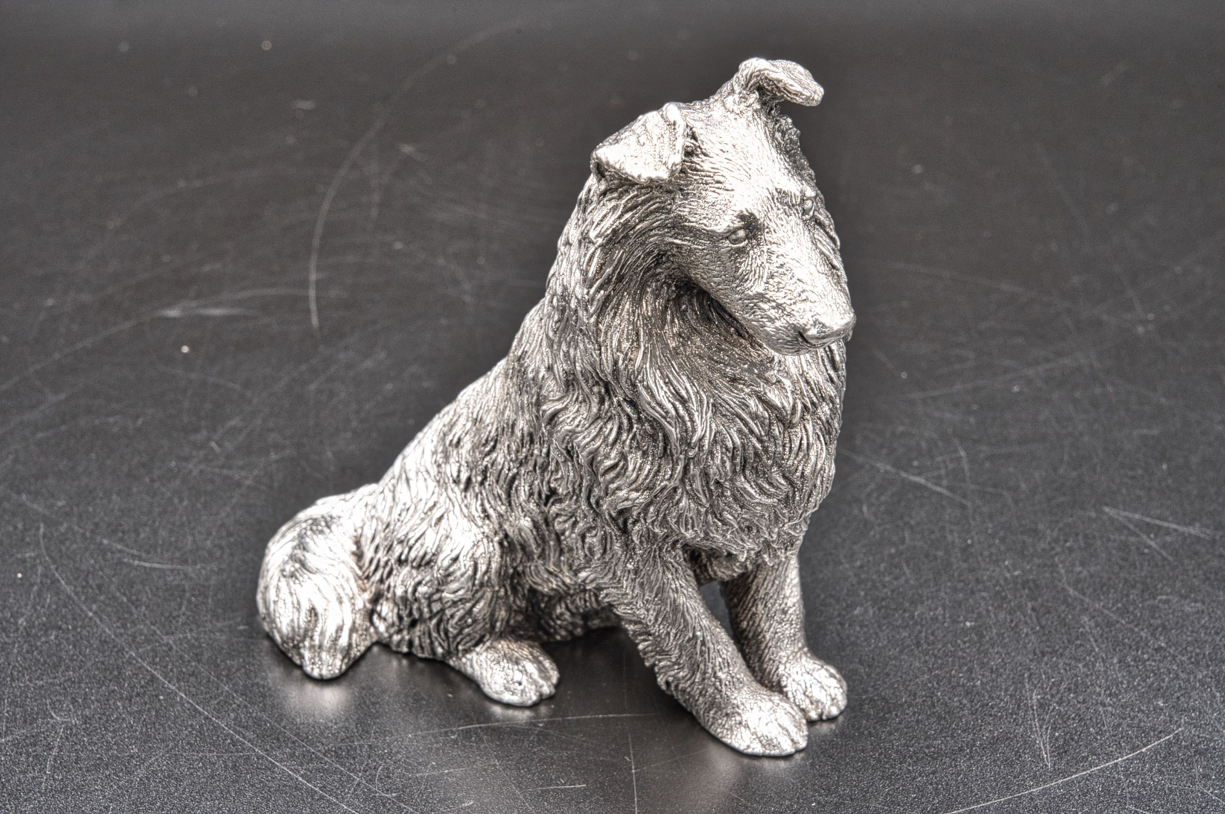 Estatueta cão prata