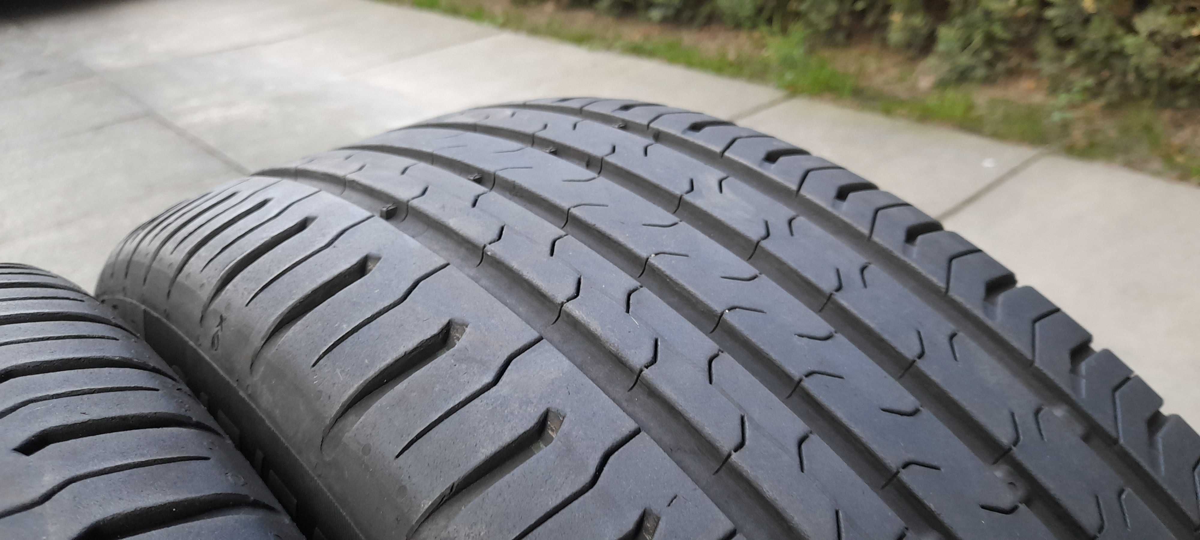 Opony letnie Continental  215/55 R17  94V