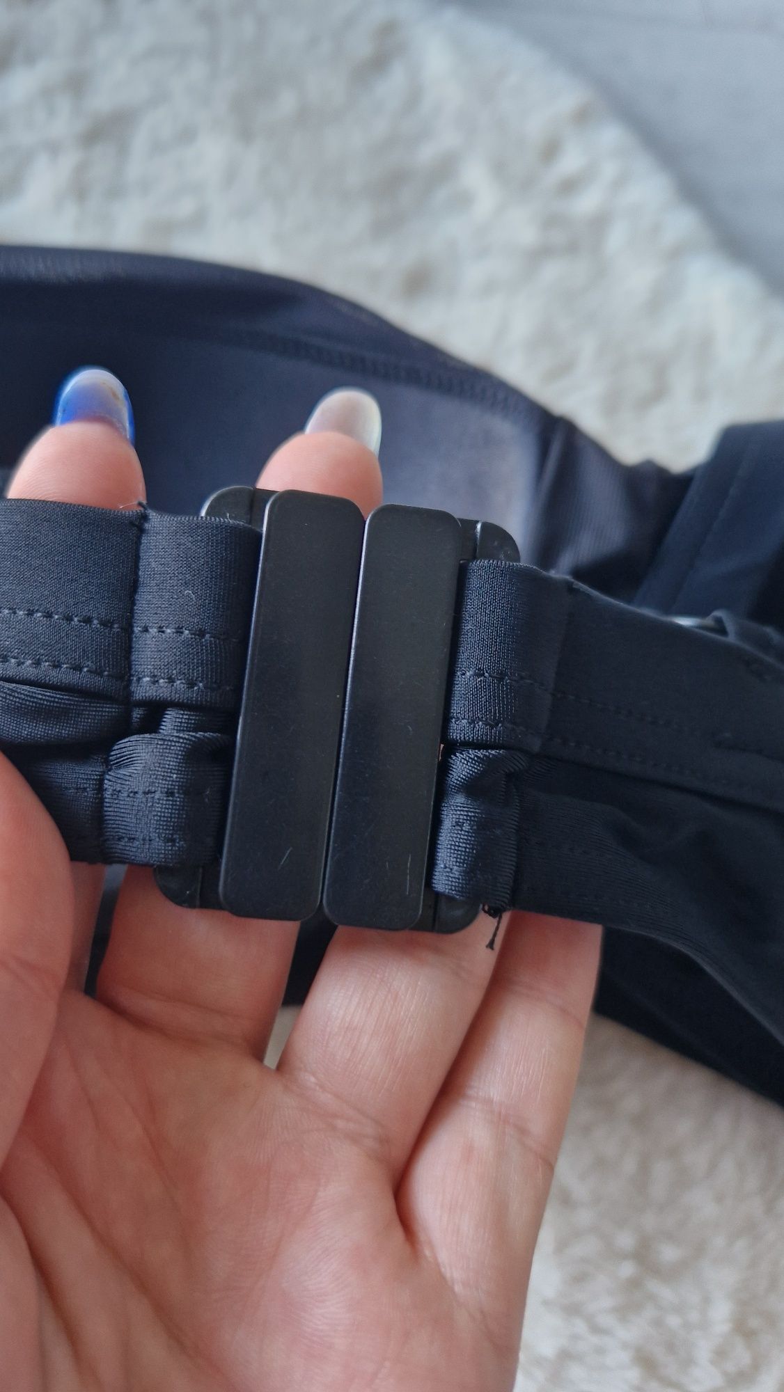 Czarny stanik od stroju kąpielowego eu48 plus size