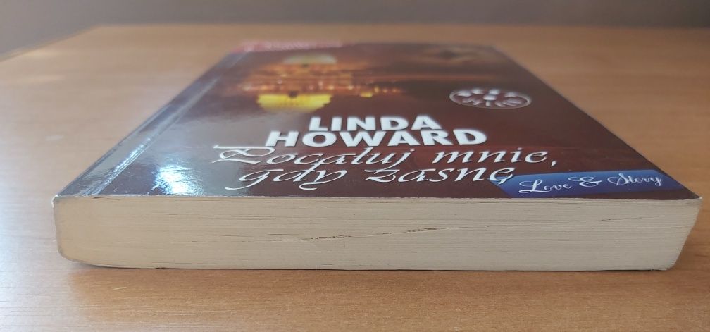 Pocałuj mnie, gdy zasnę - Linda Howard