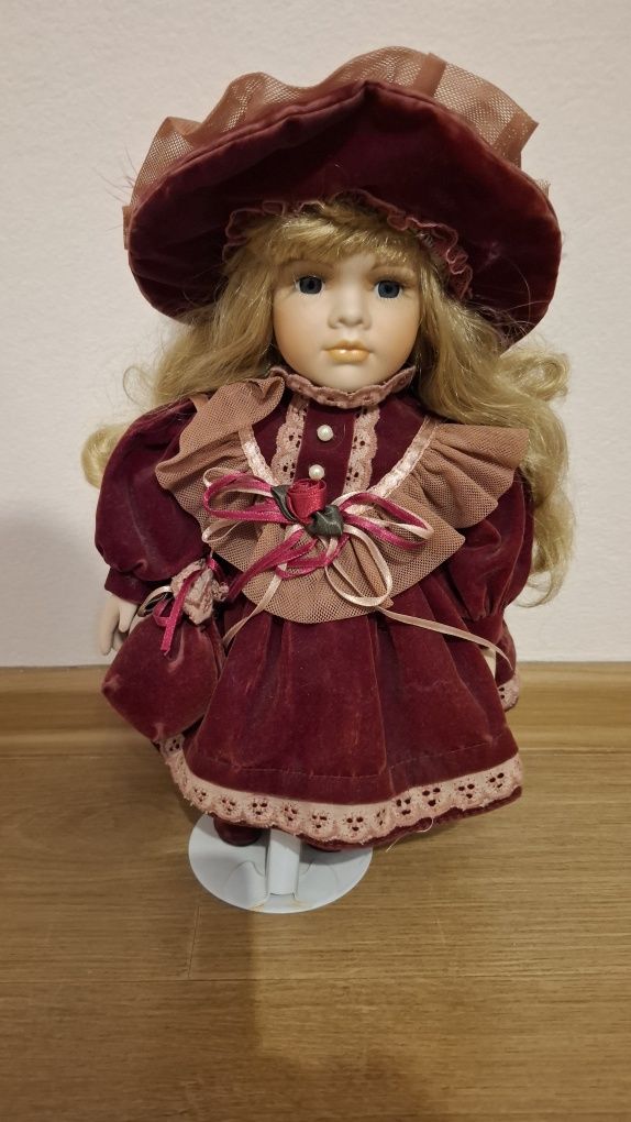 Lalka porcelanowa Leonardo Collection