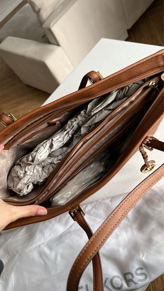 Torebka Michael Kors JET brązowa + worek przeciwkurzowy