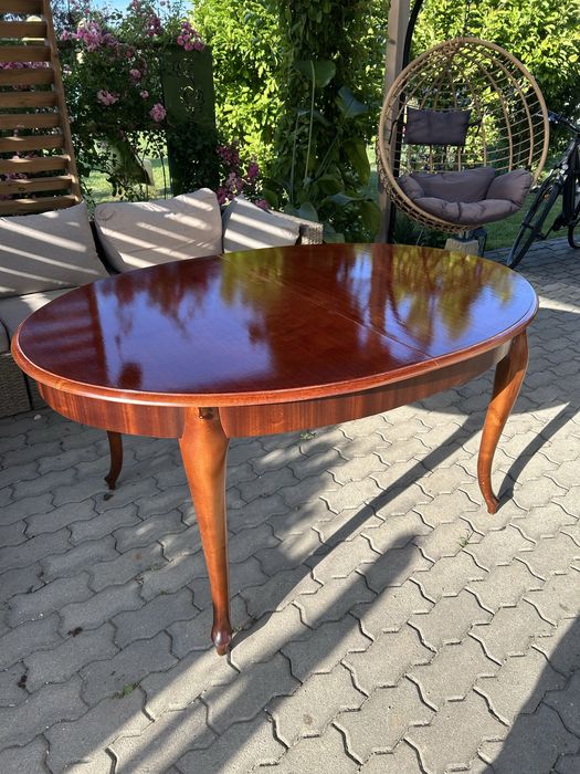 Stól owalny rozkładany 155 +44 x  110  plus 4 krzesla Selva