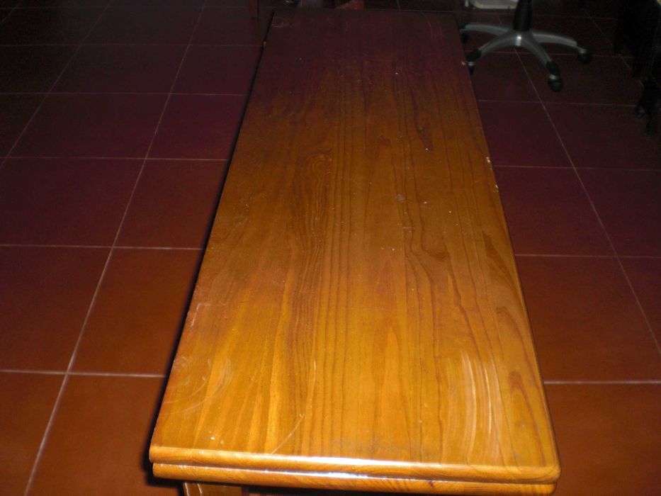 Mesa de cozinha de encartar