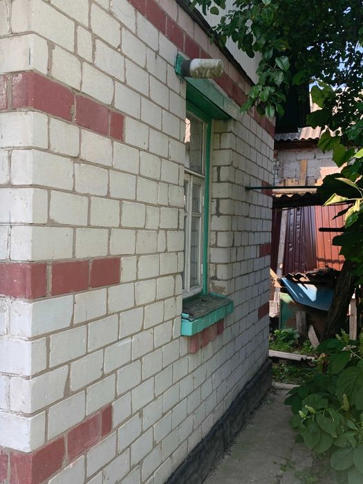 Продаю Дача-Дім (кирп.)40м2 Електр. Вода. Груба. Ліс.Річка.Живуть люди