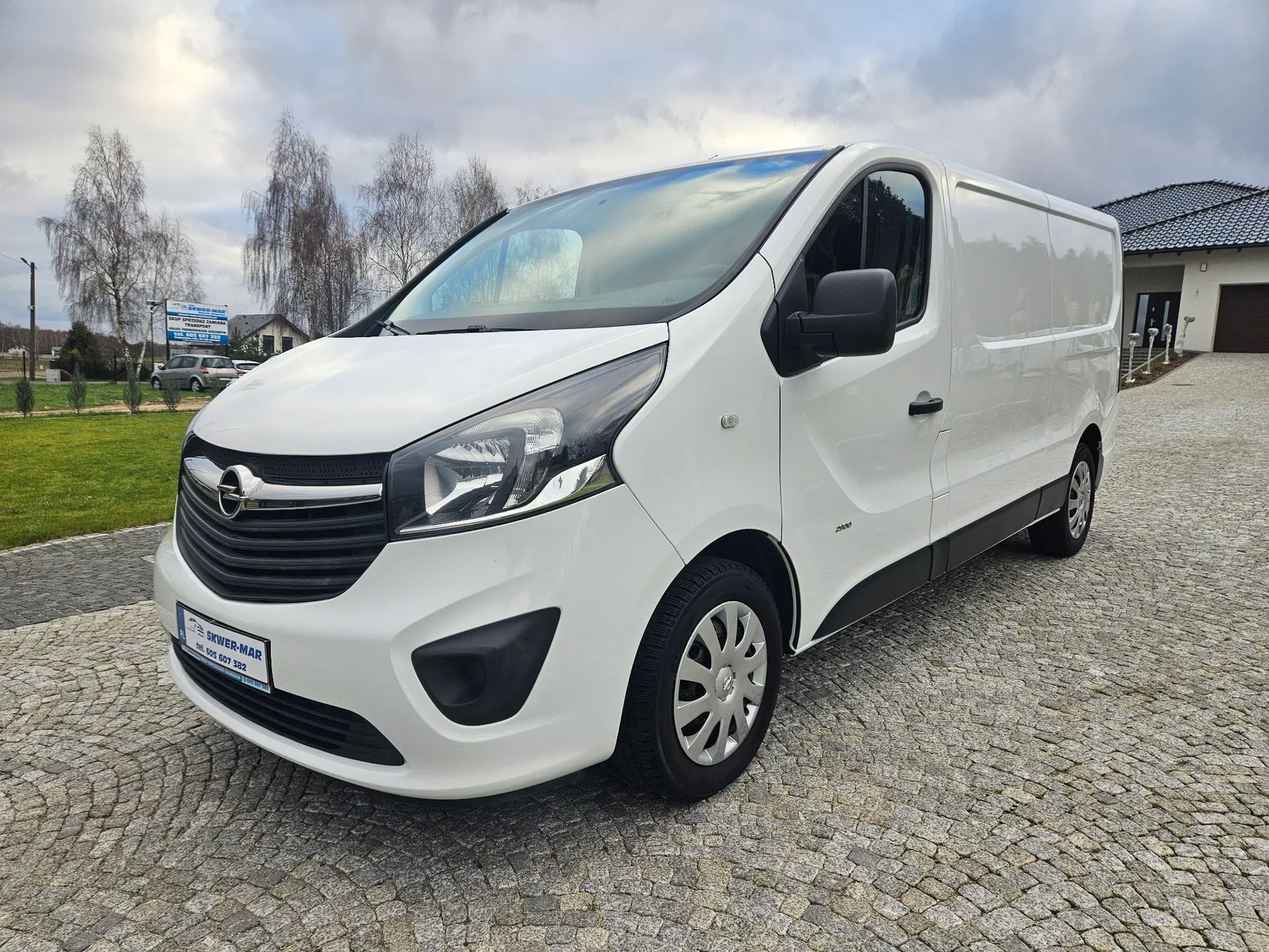 Opel VIVARO L2H1  LONG*SalonPL*1WŁ.*2017r*1.6CDTI*BITURBO*125KM*164948KM*ASO*KLIMA*FV23%