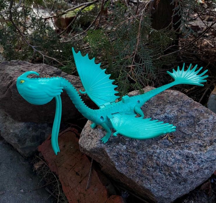 Дракон Коллекционная фигурка с мультфильма Как приручить дракона