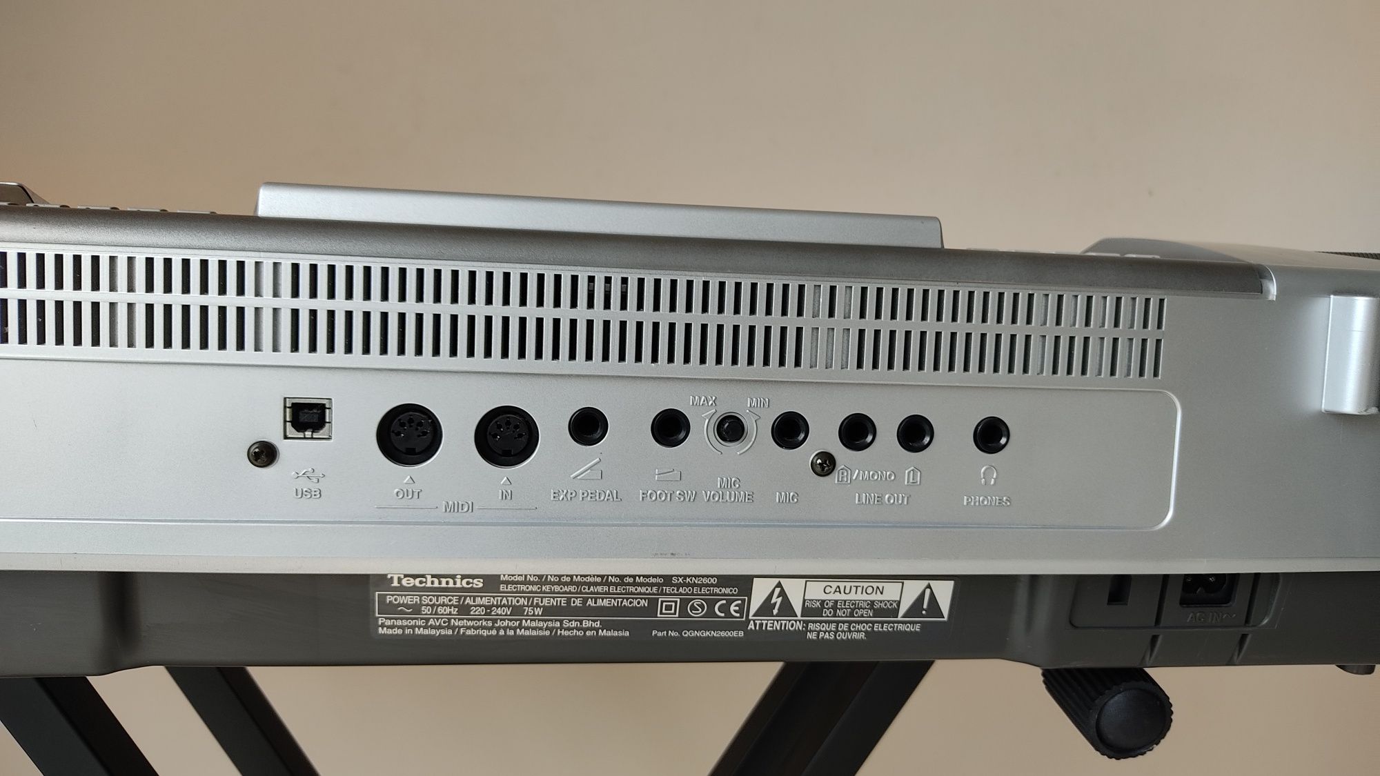 Синтезатор Музична станція Technics SX-KN2600 Клавішні інструменти