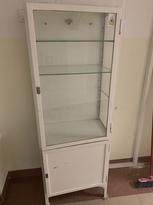 Witryna Szafka lekarska prl